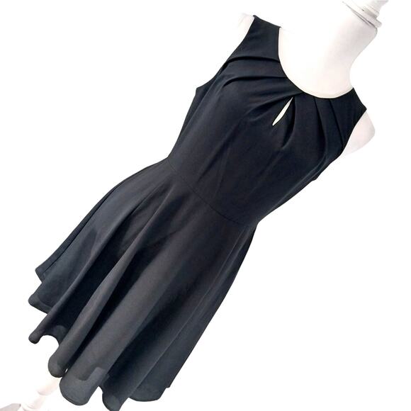 EXPRESS! ELEGANT AND UNDERSTATED BLACK A-LINE PLEATED NECKLINE DRESS! SZ 6 - Picture 10 of 10